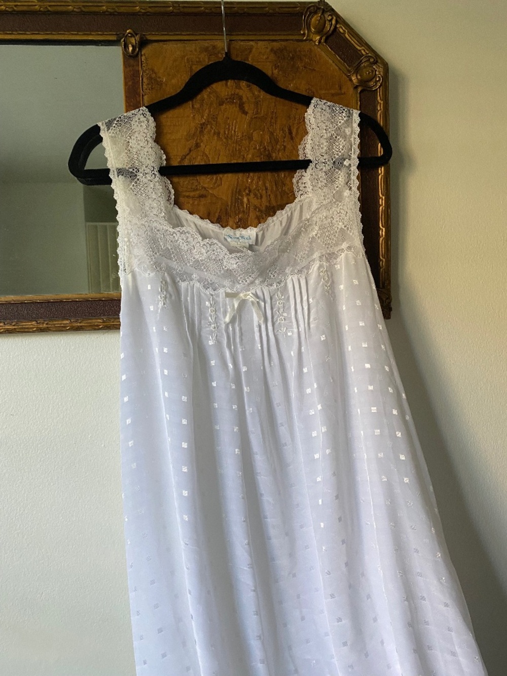 Vintage 1980s White Lace Pearl Polka Dot Maxi Slip Nightgown Cottage Large